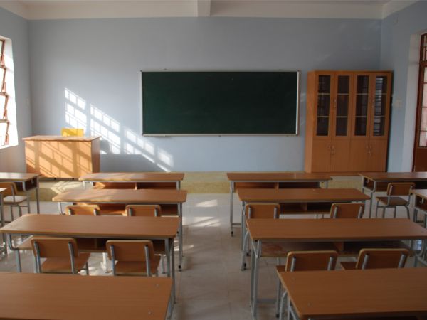 Xuân Hòa cung cấp nội thất cho Trường Trường Tiểu học Lê Văn Tám (Quận Thanh Khê, TP. Đà Nẵng)